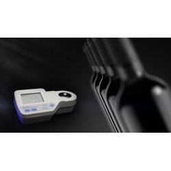 HI-96813 Refractometer for wine with Potential Alcohol & Brix scale for wineries and vineyards